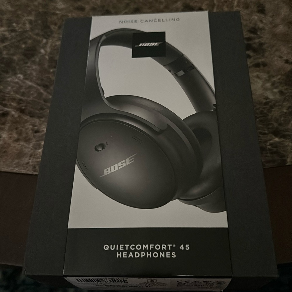 Bose noise cancelling quietcomfort 45 headphones